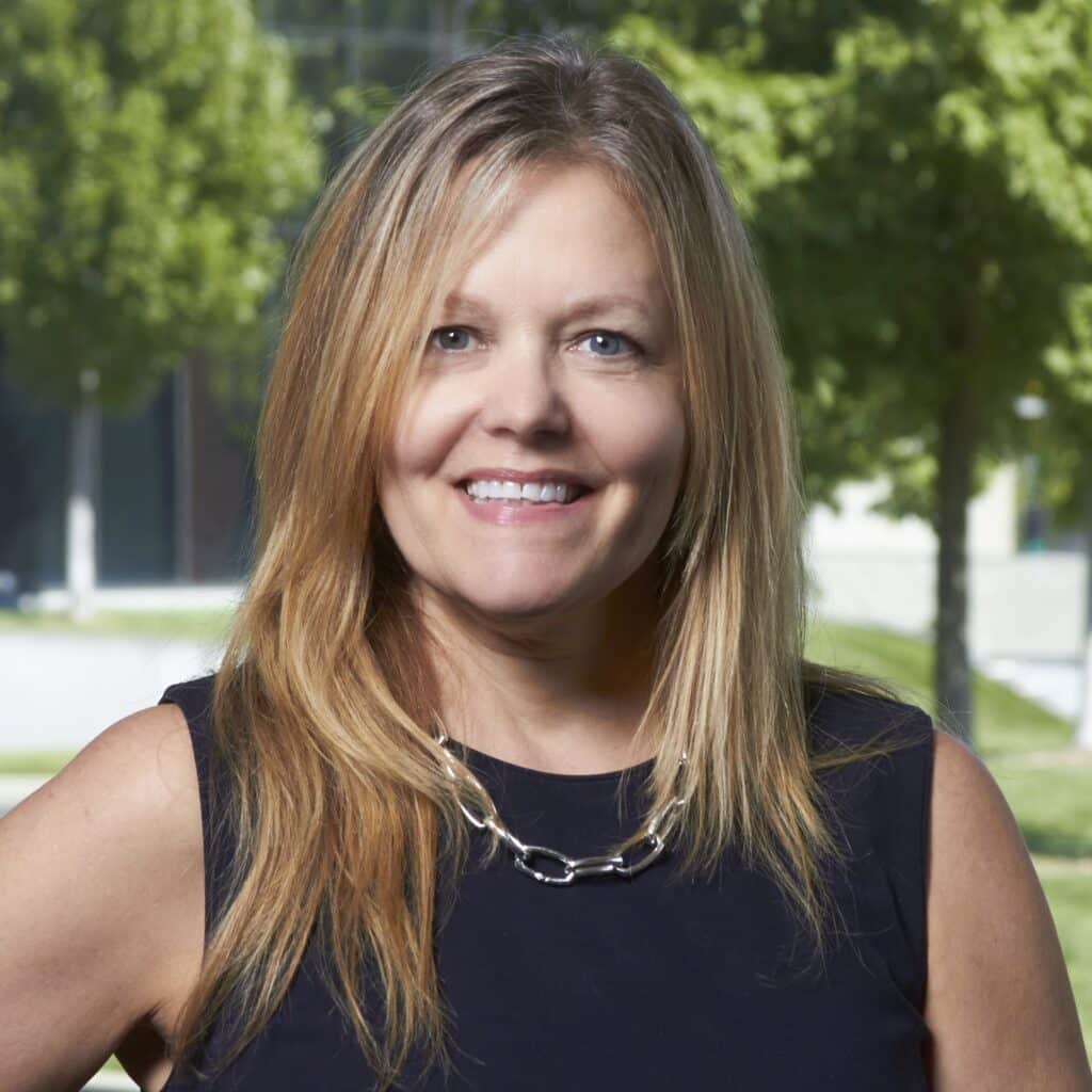 Headshot of University Leadership Team member and dean, Terri Warholak headshot